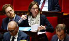Questions au gouvernement à l'Assemblée nationale à Paris