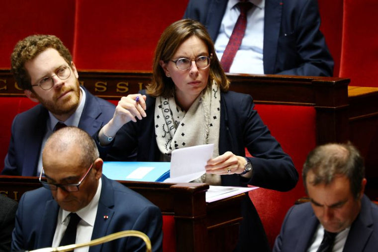 Questions au gouvernement à l'Assemblée nationale à Paris