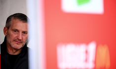 Contestatations envers les arbitres : des Dogues dans la matrice