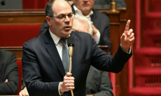 Le député du groupe Gauche démocrate et républicaine (GDR), Emmanuel Maurel, le 12 février 2025 à l'Assemblée nationale, à Paris ( AFP / Bertrand GUAY )
