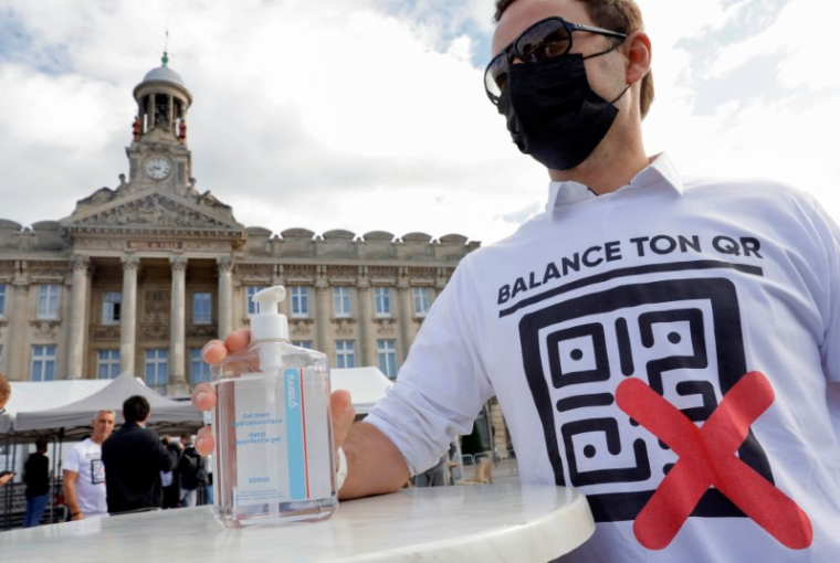 FRANCE: NOUVELLES MANIFESTATIONS À L'AVANT-VEILLE DE L'ÉLARGISSEMENT DU "PASS SANITAIRE"