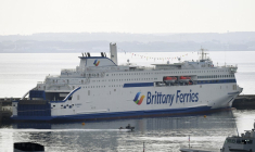 ( AFP / FRED TANNEAU )