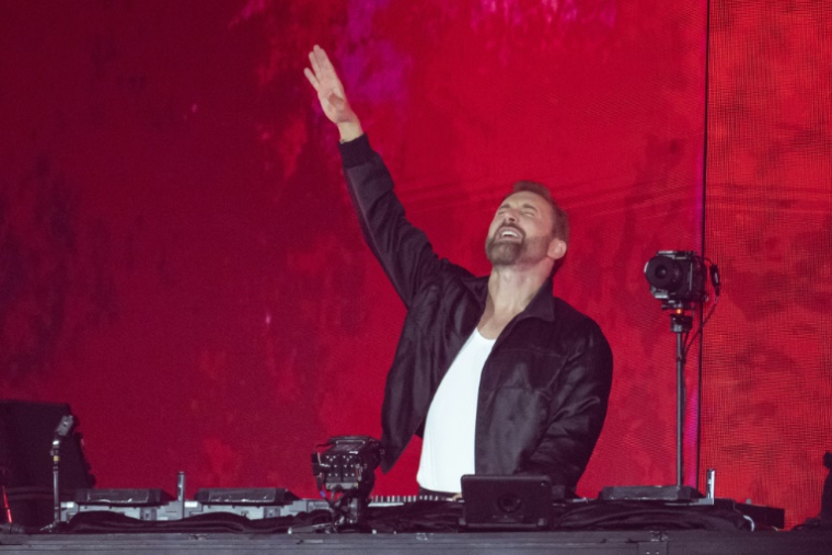 Le DJ français David Guetta en concert lors de la Fête de la musique, le 21 juin 2025 à Marseille ( AFP / MIGUEL MEDINA )