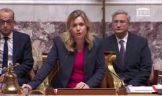 Fin de vie: l'Assemblée vote en faveur du "droit à l'aide à mourir"