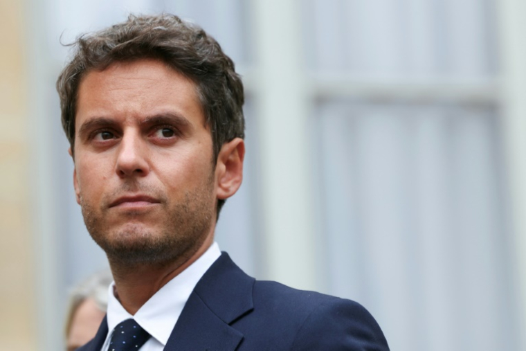 Le secrétaire général du parti Renaissance, Gabriel Attal, après sa rencontre avec le Premier ministre François Bayrou à l'hôtel de Matignon, le 2 septembre 2025, à Paris ( AFP / Thomas SAMSON )