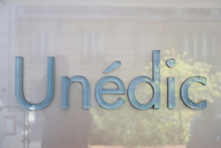 L'assurance chômage devrait être déficitaire de 2,1 milliards d'euros en 2026, selon les prévisions financières présentées mardi par l'Unédic. ( AFP / Emma DA SILVA )
