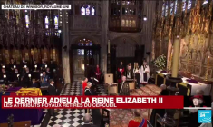 Funérailles d'Elizabeth II : les attributs royaux retirés du cercueil de la reine