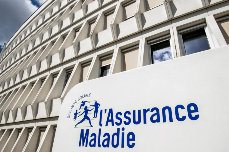 Avec ce nouveau plafonnement, certains salariés pourront perdre jusqu'à 250 euros par mois. ( AFP / PHILIPPE HUGUEN )