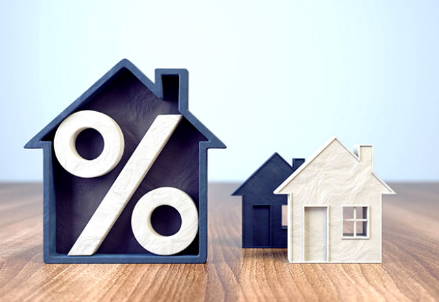 Contrairement aux habitudes, les taux de crédits n'ont pas augmenté à la rentrée ( Crédits: Adobe Stock)