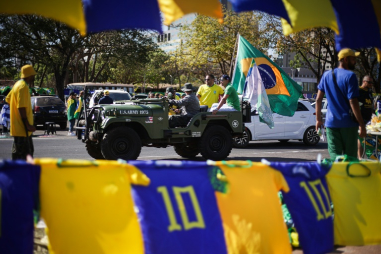 Des partisans de l'ancien président brésilien Jair Bolsonaro participent à une manifestation, lors du jour de l'indépendance, le 7 septembre 2025 à Brasilia ( AFP / Arthur Menescal )