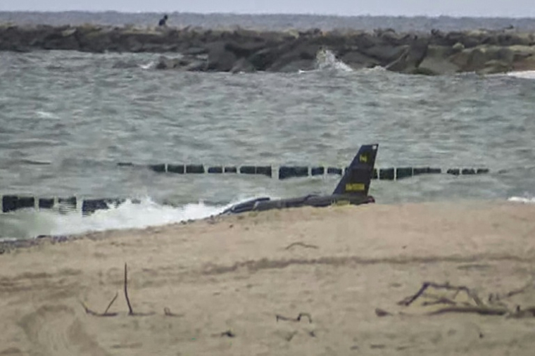 Un drone militaire, présumé russe, retrouvé sur la côte polonaise de la Baltique près de Rusinowo (nord-ouest), le 14 septembre 2026 ( AFPTV / - )