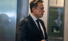 Elon Musk à Oakland en Californie le 28 avril 2026 ( AFP / Karl Mondon )