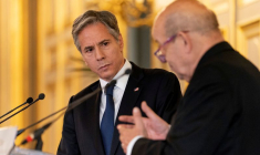 LE DRIAN ET BLINKEN ONT DISCUTÉ DE POSSIBLES SANCTIONS SUPPLÉMENTAIRES CONTRE LA RUSSIE