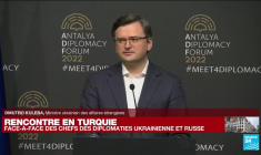 REPLAY : 'Pas de progrès sur un cessez-le-feu' dit Kuleba après un entretien avec Lavrov