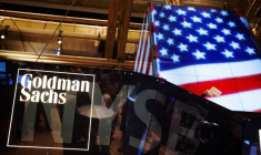 Photo d'archives du logo de Goldman Sachs à la Bourse de New York