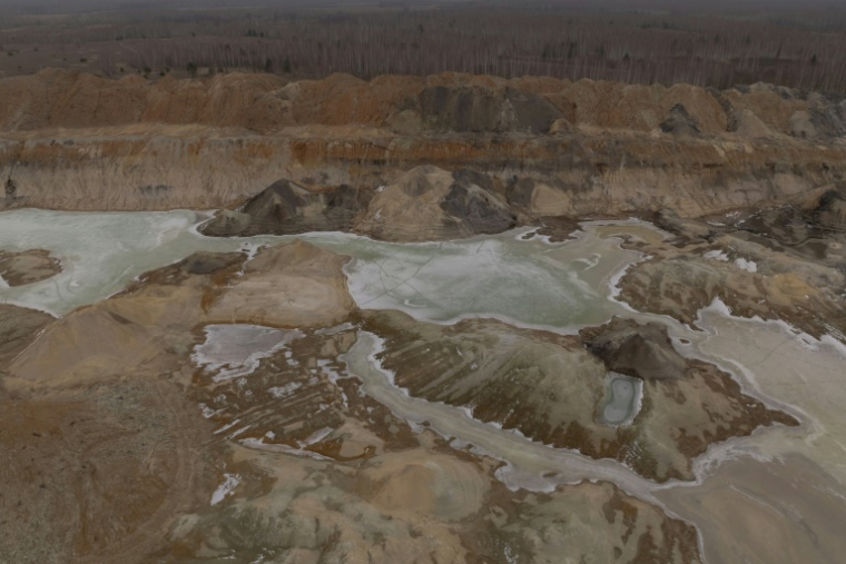Une mine de titanium, dans la région de Zhytomyr, en Ukraine, le 28 février 2025 ( AFP / Roman PILIPEY )
