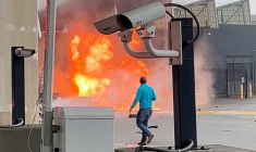 Explosion sur le pont Rainbow, à la frontière américano-canadienne