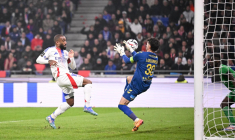 Alexandre Lacazette offre le derby à l’OL