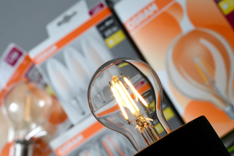 AMS LANCE FORMELLEMENT SON OFFRE SUR OSRAM