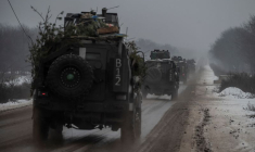 Des véhicules blindés dans la région de Donetsk