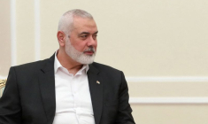 Le chef du Hamas Ismaïl Haniyeh rencontre le président iranien Masoud Pezeshkian à Téhéran