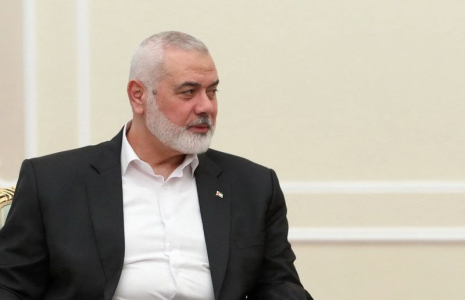 Le chef du Hamas Ismaïl Haniyeh rencontre le président iranien Masoud Pezeshkian à Téhéran