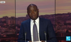 Mounia El Kotoni, anthropologue, alerte sur "les multiples fragilités liées au cancer du sein"