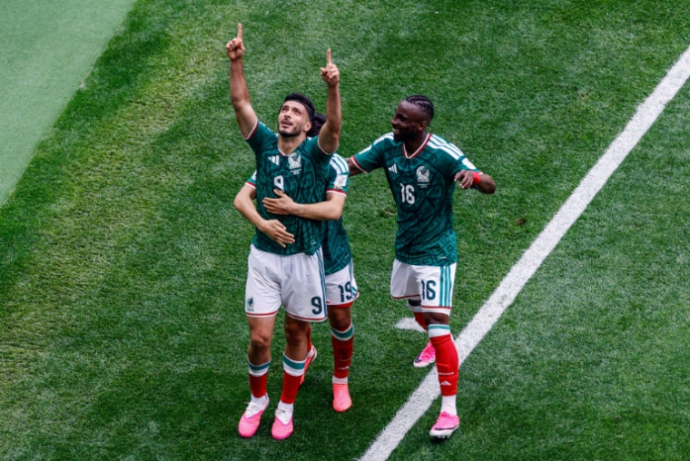 L'avant-centre mexicain Raul Jimenez après avoir inscrit le second but de la victoire 2-0 face à l'Afrique du Sud en ouverture du Mondial-2026 le 11 juin 2026 au stade Azteca de Mexico ( AFP / Rodrigo OROPEZA )