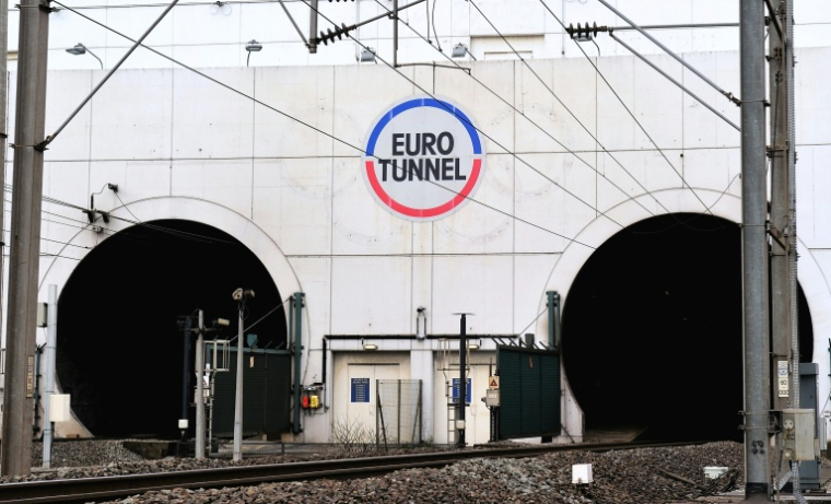 Virgin a d'abord obtenu le feu vert du régulateur ferroviaire britannique ORR pour exploiter jusqu'en 2040 sous le tunnel, à raison de 20 allers-retours quotidiens ( AFP / Philippe HUGUEN )