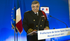 Christian Lambert, alors préfet de Seine-Saint-Denis, le 20 avril 2011 à la préfecture de Bobigny ( AFP / BERTRAND LANGLOIS )
