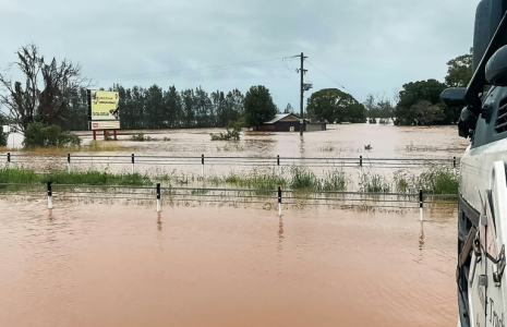 Zone inondée près de la ville de Taree, en Nouvelle-Galles du Sud (est de l'Australie), le 21 mai 2025 - photo publiée par la police ( NEW SOUTH WALES POLICE / Handout )