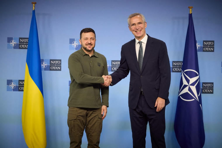 Volodymyr Zelensky et Jens Stoltenber, à Bruxelles, le 27 juin 2024 ( UKRAINIAN PRESIDENTIAL PRESS SER / HANDOUT )