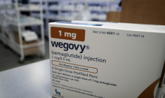 Une boîte de médicament pour la perte de poids Wegovy dans une pharmacie de Chicago, aux États-Unis, le 24 avril 2024 ( GETTY IMAGES NORTH AMERICA / SCOTT OLSON )