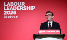 Andy Burnham, confirmé comme nouveau chef du Parti travailliste et prochain Premier ministre britannique, lors de la conférence extraordinaire du Labour à Londres, le 17 juillet 2026 ( POOL / Henry NICHOLLS )