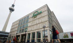 L'Autrichien Rene Benko veut fermer un tiers de ses entrepôts allemands Galleria Karstadt Kaufhof.