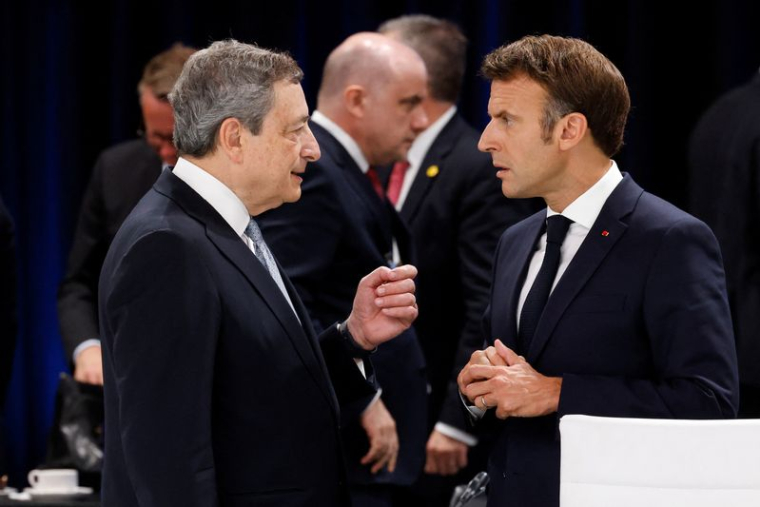 MACRON SALUE EN DRAGHI "UN GRAND HOMME D'ETAT ITALIEN", UN "PARTENAIRE DE CONFIANCE"