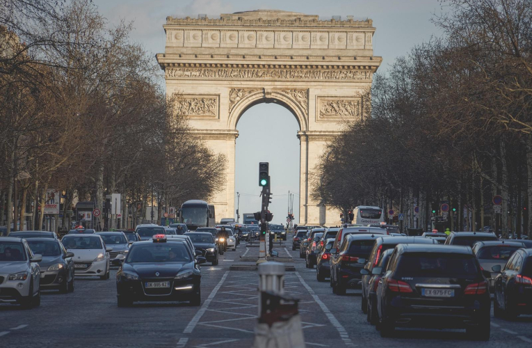 L'entreprise californienne d'ameublement RH a pris ses quartiers au 23, avenue des Champs-Élysées. (illustration) (Pixabay / jplenio)
