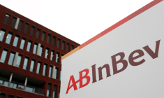 PRIORITÉ AUX VENTES DE BIÈRES POUR AB INBEV APRÈS L'ÉCHEC D'UNE IPO