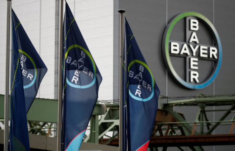 Logo de Bayer AG dans une usine du fabricant allemand de produits pharmaceutiques et chimiques à Wuppertal