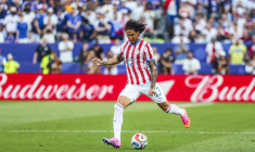 Un joueur paraguayen compare le foot sud-américain à celui européen