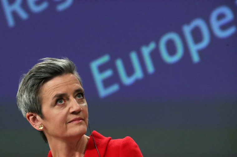 IL EST "TROP TÔT" POUR ENVISAGER UN 2E PLAN DE RELANCE EUROPÉEN, SELON VESTAGER
