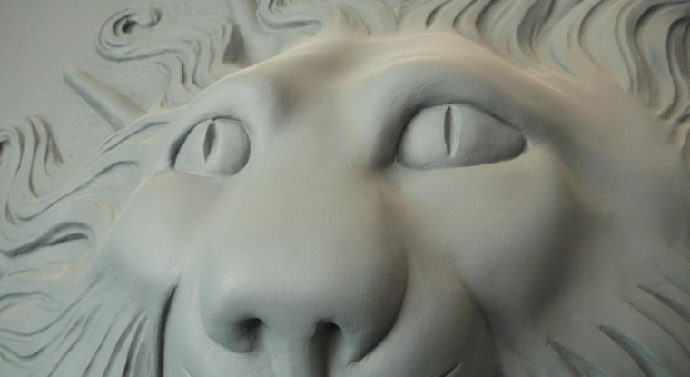 Le titre du géant de la pub perd encore 32% sur un an. (© Publicis)