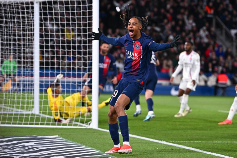 Corentin Tolisso et la « petite erreur » de Bradley Barcola