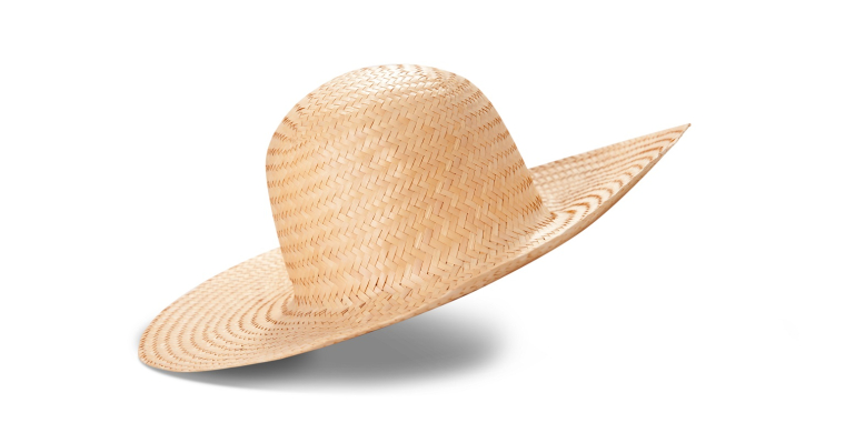 Osez le chapeau pour un port de reine