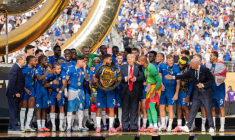 Marc Cucurella revient sur la présence gênante de Trump lors de la remise du trophée du Mondial des clubs