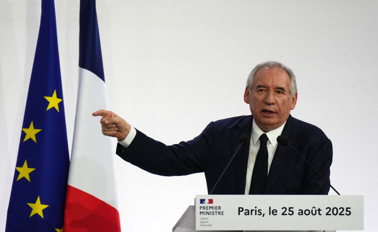 François Bayrou, lors de sa conférence de presse du 25 août. (crédit :  Dimitar DILKOFF / AFP)
