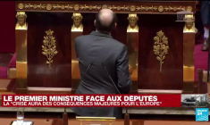 REPLAY - Castex dénonce un "acte de guerre" russe "cynique et prémédité"