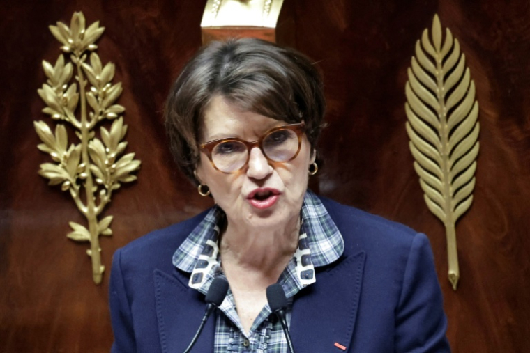 La ministre de l'Agriculture Annie Genevard, le 11 février 2026 à l'Assemblée nationale, à Paris ( AFP / STEPHANE DE SAKUTIN )