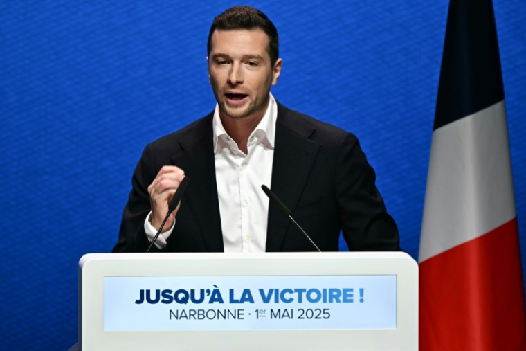 Jordan Bardella à Narbonne, dans l'Aude, le 1er mai 2025 ( AFP / Lionel BONAVENTURE )