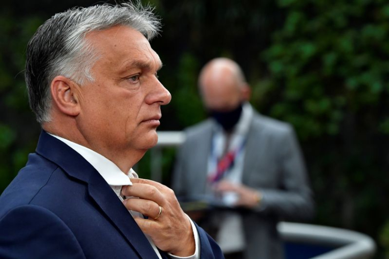 LE BUDGET DE L'UE AURAIT CONTRAINT LA HONGRIE À ACCEPTER L'IMMIGRATION, DIT ORBAN